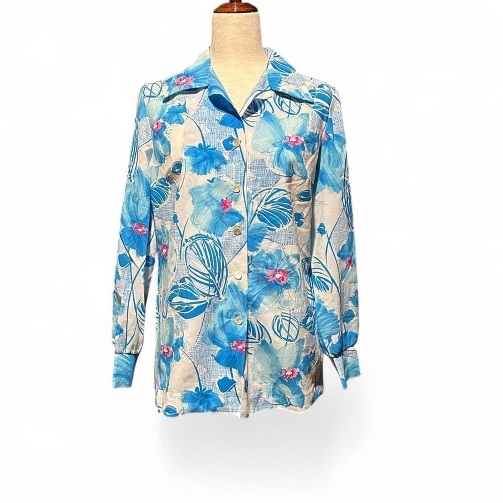 Floral Button-Up Shirt in Blue and Pink